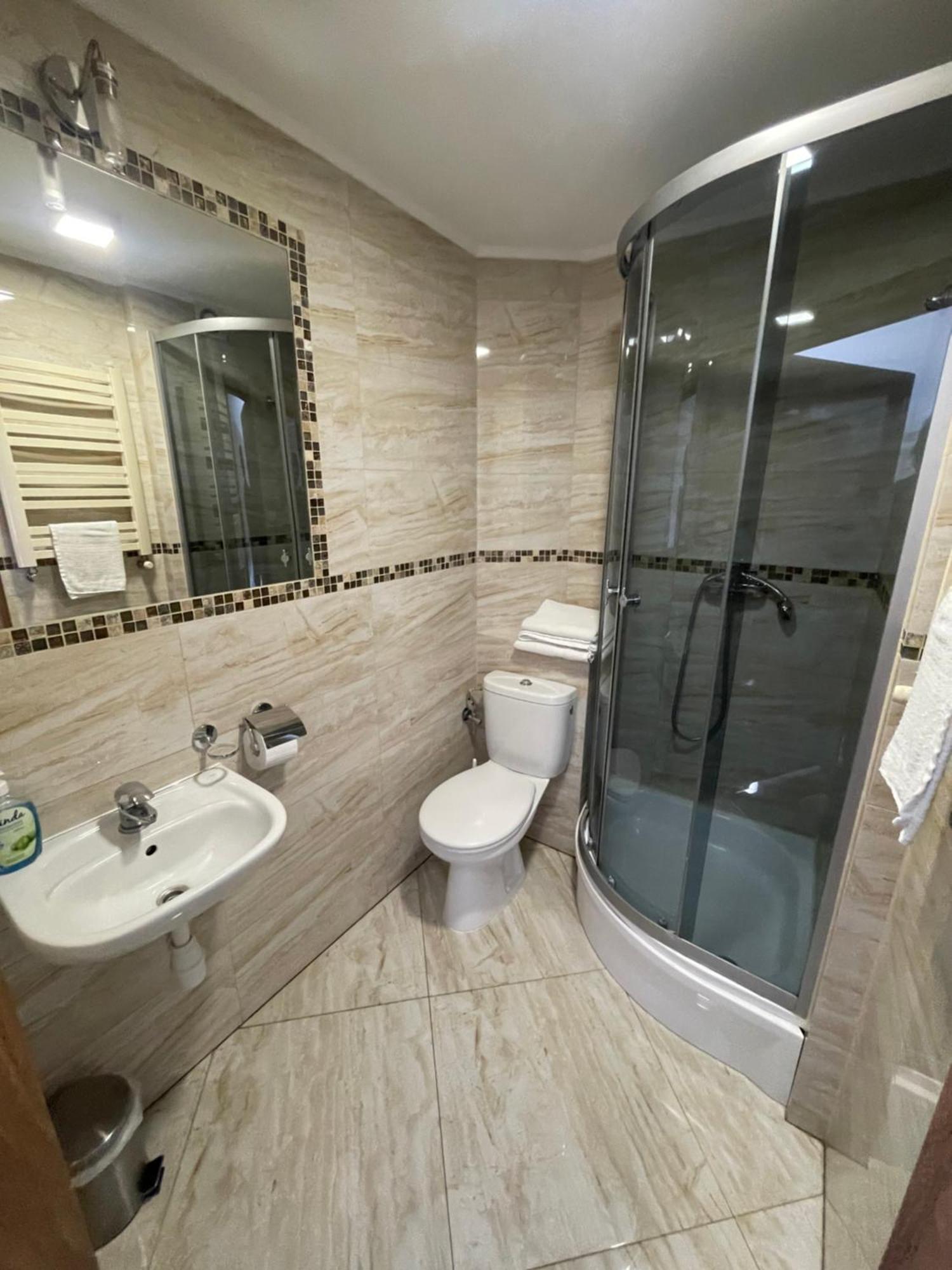 Hotelik Gold Raszyn Exterior foto