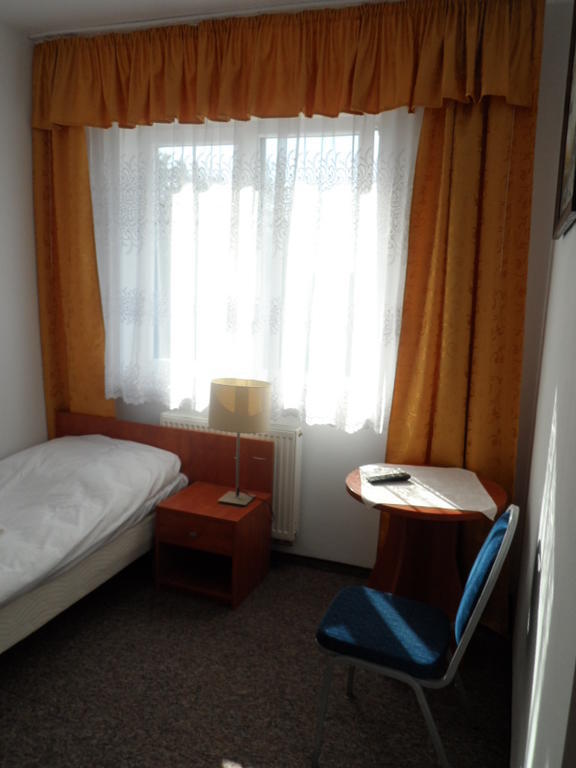Hotelik Gold Raszyn Zimmer foto
